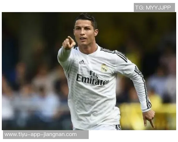 德转消息：汉诺威小将阿塞科引多队关注拜仁可250万欧回购