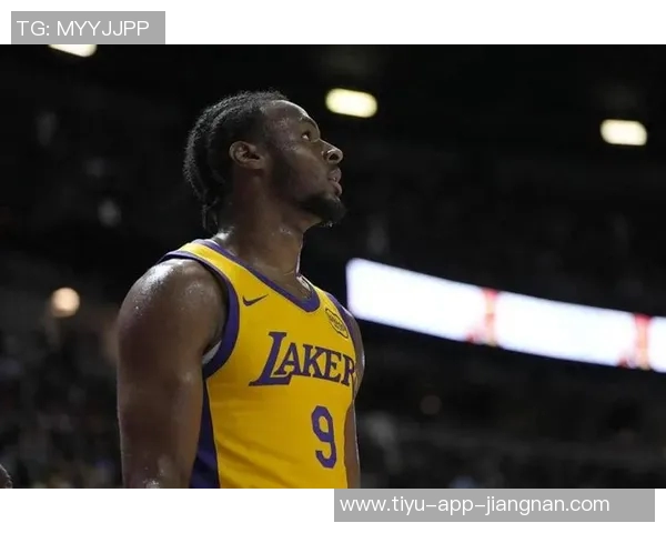 杨毅点评詹姆斯建功无数布朗尼在NBA面临巨大挑战