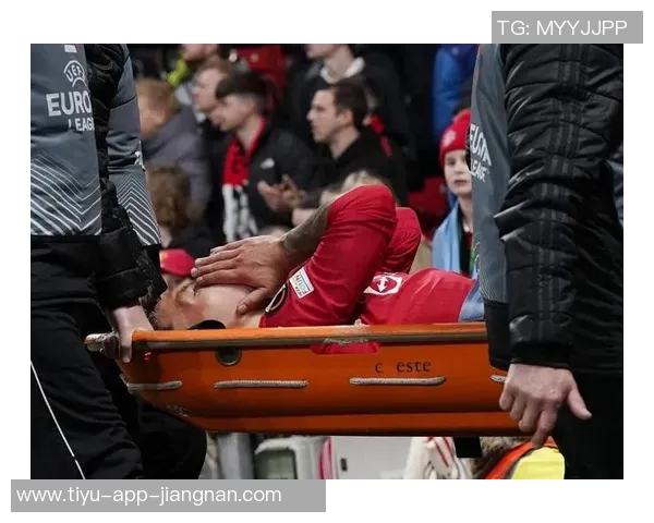 阿苏埃因伤退场被担架抬走米内罗时隔四个月重返赛场